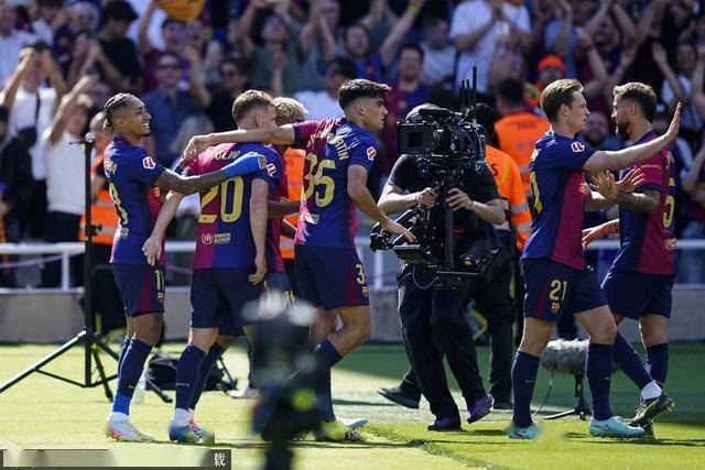 巴萨大胜皇家马德里，豪取联赛三连胜！