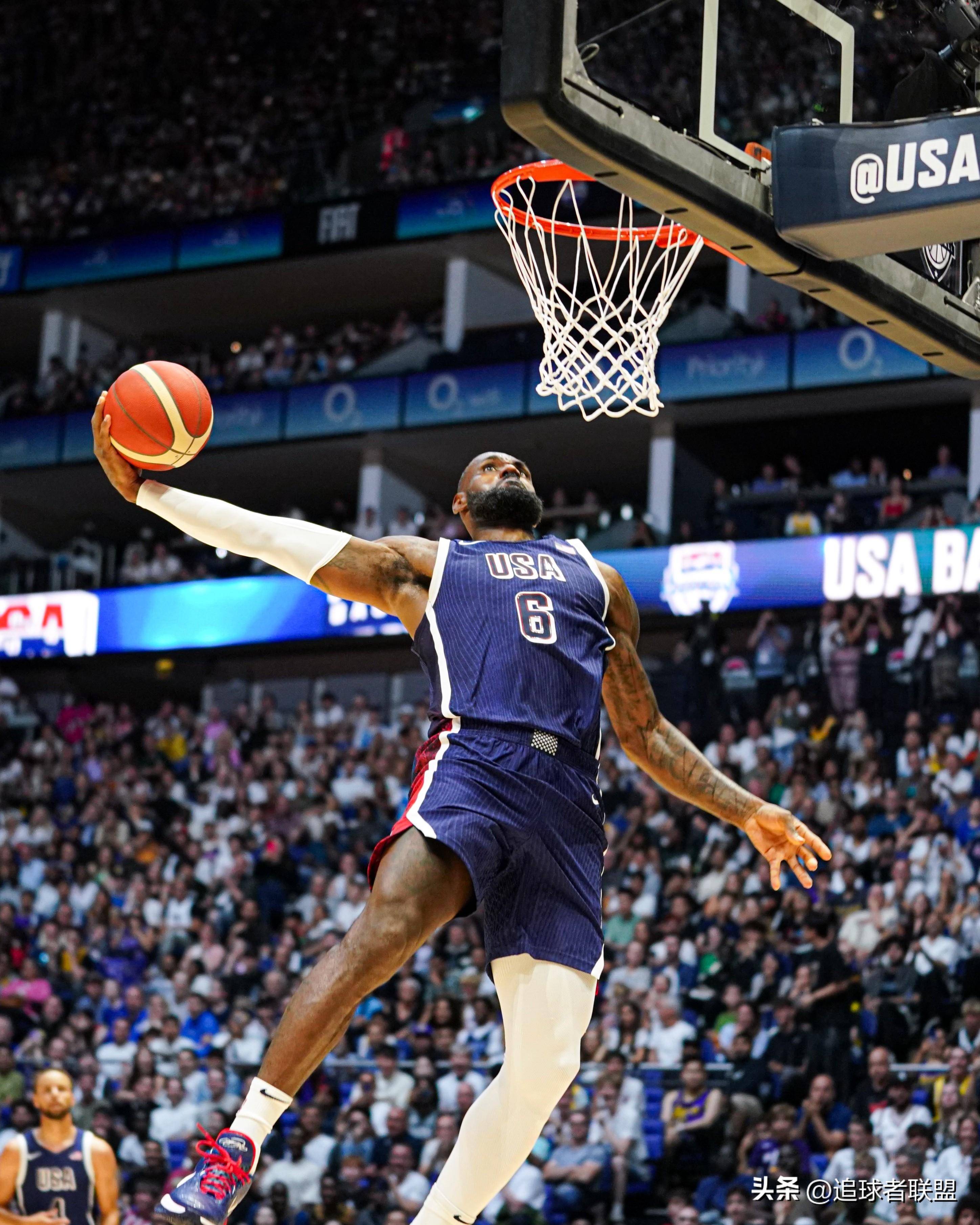 詹姆斯绝杀时刻，库里点燃赛场，鹈鹕迎来胜利！的简单介绍